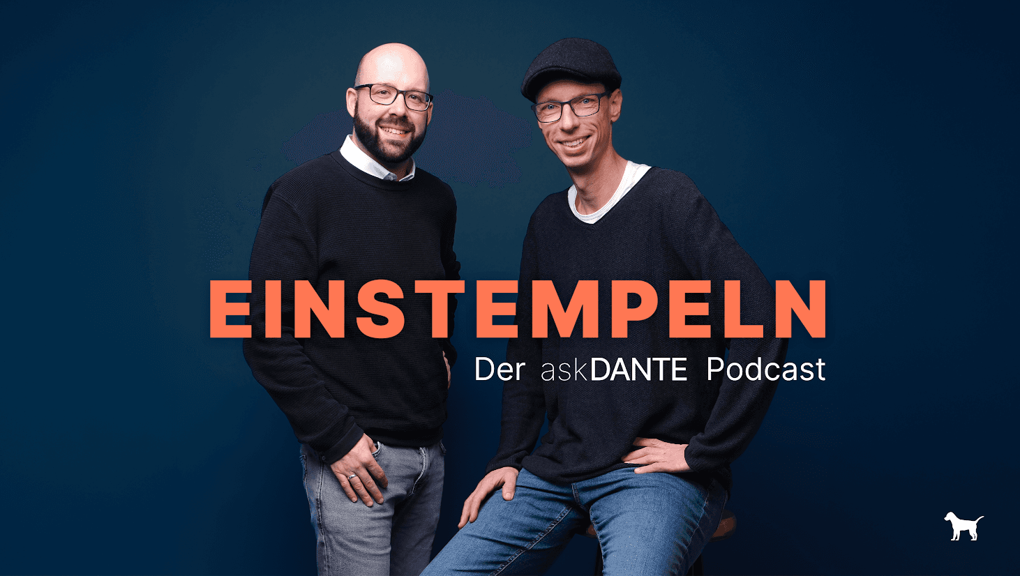 Headerbild zeigt Kampagnengrafik zum askDANTE Podcast Einstempeln. Mit den Gastgebern Andreas und Simon.